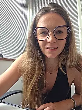دردشة lucie_mehott الجنسية المباشرة