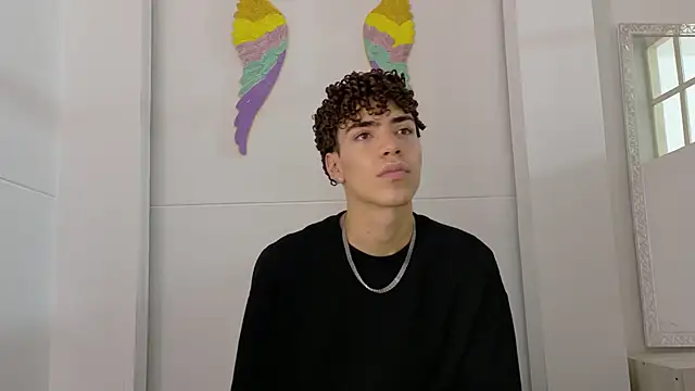 Chat +18 de Monyel_Blake ao vivo