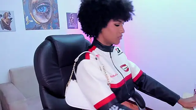 Chat XXX ao vivo de NaomiSaenz_