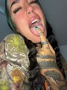 Czat XXX na żywo – savana_xo