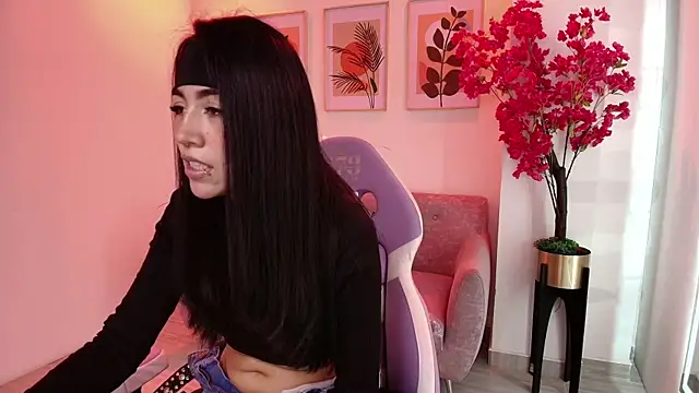 Rainy_doll's Live XXX Chat