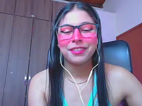 XXX chat uživo modela _ALLYSON18_