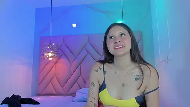 Chat XXX en directo de AngelaaCute_