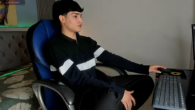 SamBlack_ Chat XXX live
