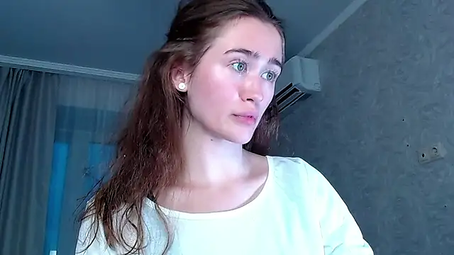 millllina live XXX chat