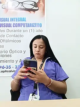 _Dr-Luna_1's Live XXX Chat