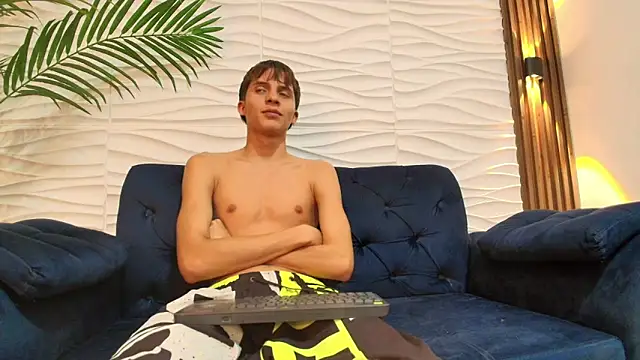Czat XXX na żywo – Pavo_tv