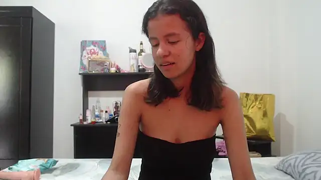 nathaly_jones_ Chat XXX in diretta