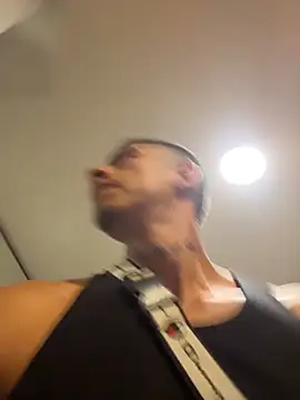 willclayy – Naživo XXX chat