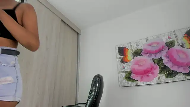 barbie_ds Adlı Modelin Canlı XXX Sohbeti