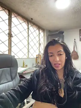 Онлайн чат XXX SALOME_KORLAND