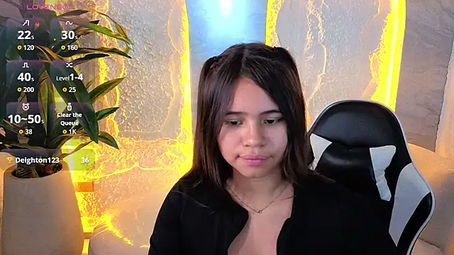 צ'אט XXX בשידור חי של roxan1_tp