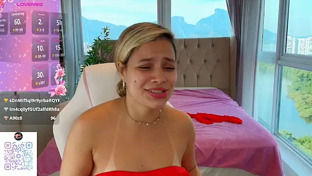 Florence_Ford 现场XXX聊天