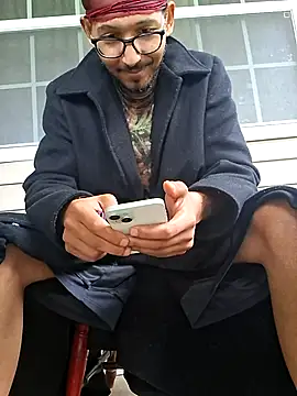 ThrowedWorldWide live XXX chat