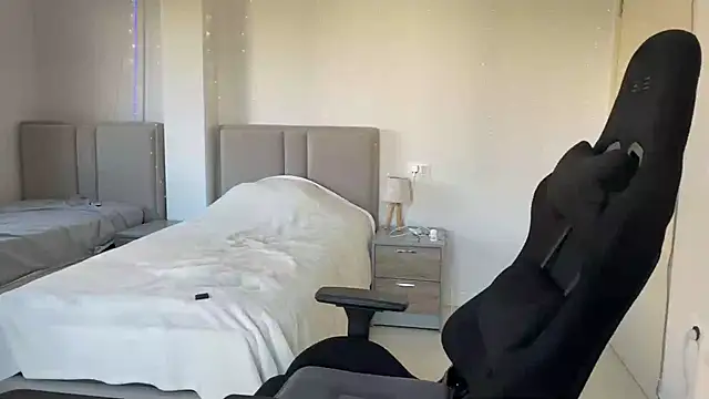 PrincesSsLilu Adlı Modelin Canlı XXX Sohbeti