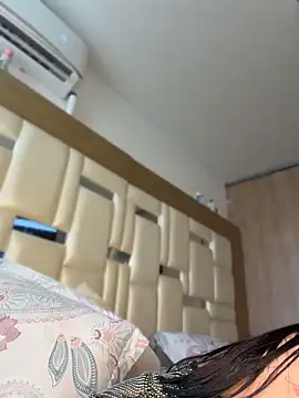 emily-Hornyy Live XXX Chat