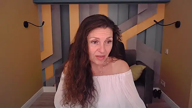 Chat XXX ao vivo de EllaLong
