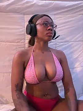 Chatroom XXX en direct de honeyJaey