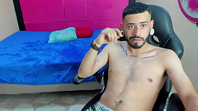 Chatroom XXX en direct de BrunoCarzon