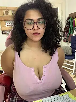 Curvydesifromgermany Live XXX Chat