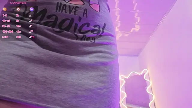 XXX chat uživo modela ZURY_TAY
