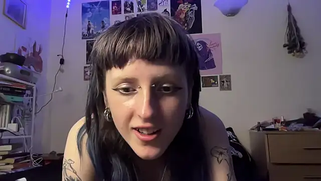 batzy666 Chat XXX live