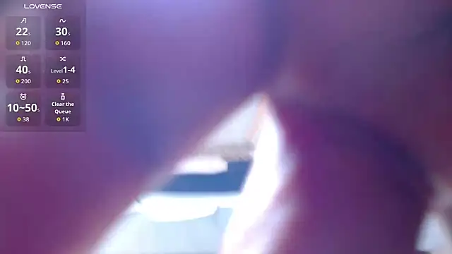 liindahot1's Live XXX Chat