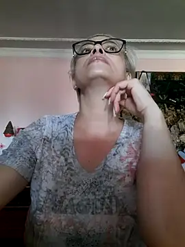 Chat XXX ao vivo de LunaBlaise