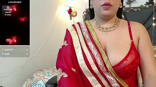 IndraKaur_ Adlı Modelin Canlı XXX Sohbeti