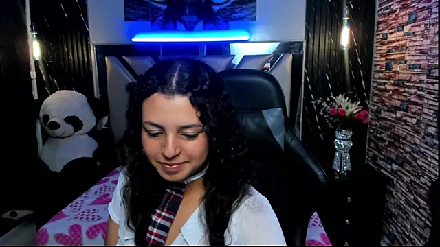 Chat +18 de Tiffany_Ruubi ao vivo