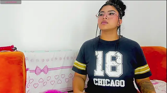 צ'אט XXX בשידור חי של moana_taylor