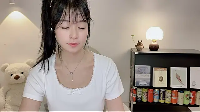 OnechestnutのライブXXXチャット