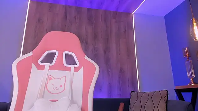 MaddyOwens' Live XXX Chat