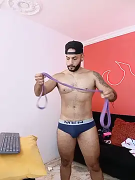 Chat +18 de Mike_savage3 ao vivo