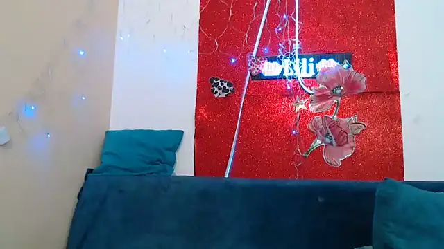 Chat +18 de liliimilf ao vivo