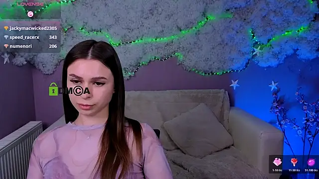 flora_ri's Live XXX Chat