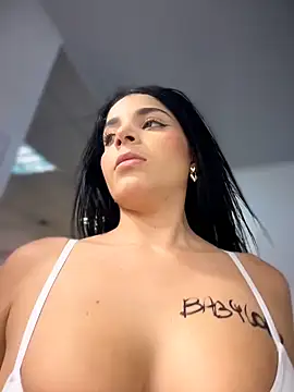 ArieliciousXXX's Live XXX Chat