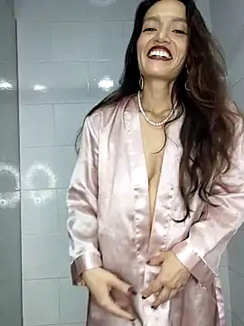 AmyRox_ Adlı Modelin Canlı XXX Sohbeti