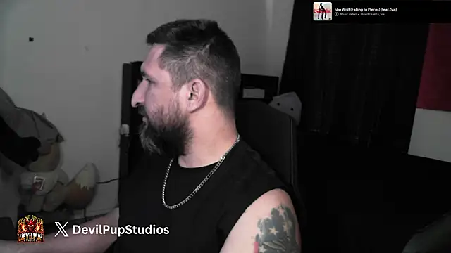 DevilPup75_のライブXXXチャット