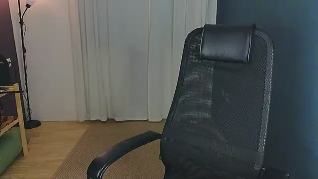 laracroftmansion's Live XXX Chat