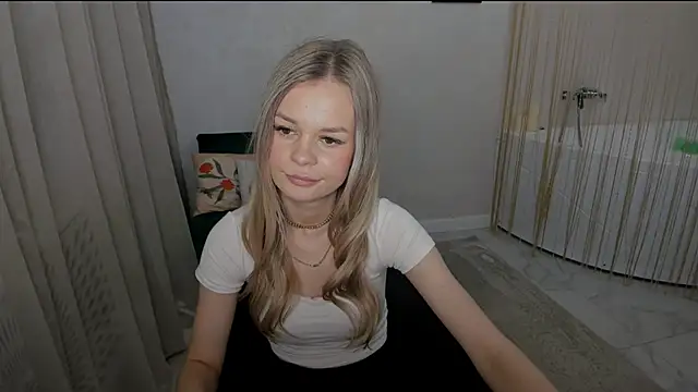 MidnighteAura – Naživo XXX chat