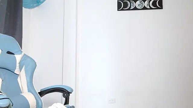TokioStar élő XXX-chatje