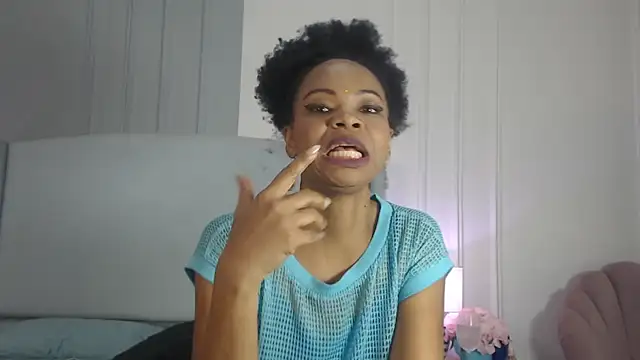 Онлайн чат XXX ChantalGarner