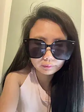 XXX chat uživo modela GTnTo_O