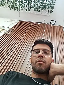 RodrigoColby2: онлайн-секс-чат
