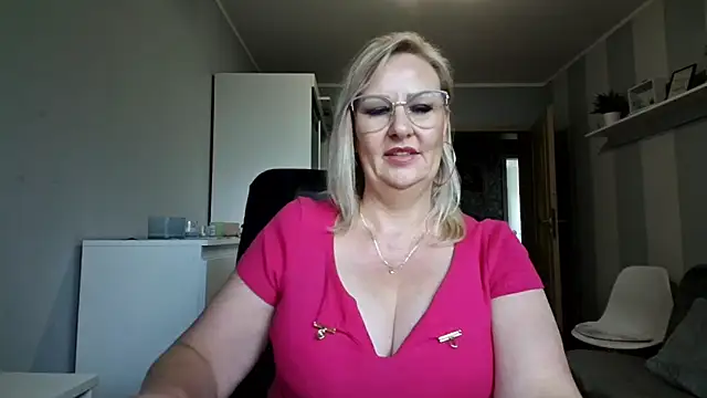 DianaLive's Live XXX Chat