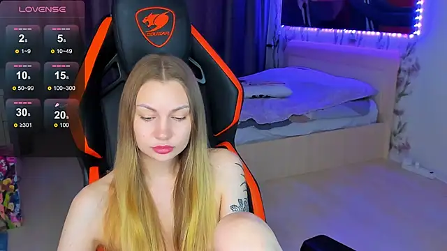 Онлайн чат XXX BiMolly