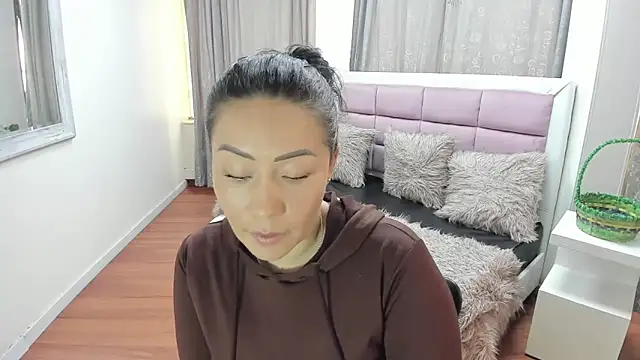 gaby_trent Adlı Modelin Canlı XXX Sohbeti