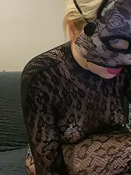 ShahikaShakeel's Live XXX Chat