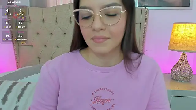 Beautyari_ XXX чат на живо